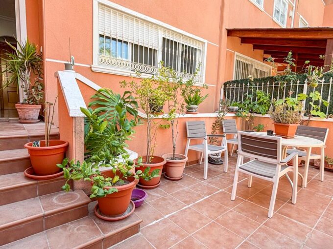 Bungalow for sale in Elche