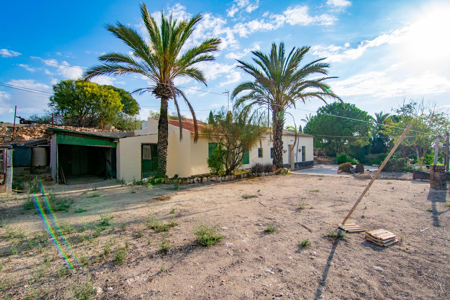 Chalet en venta en La Marina – #2998