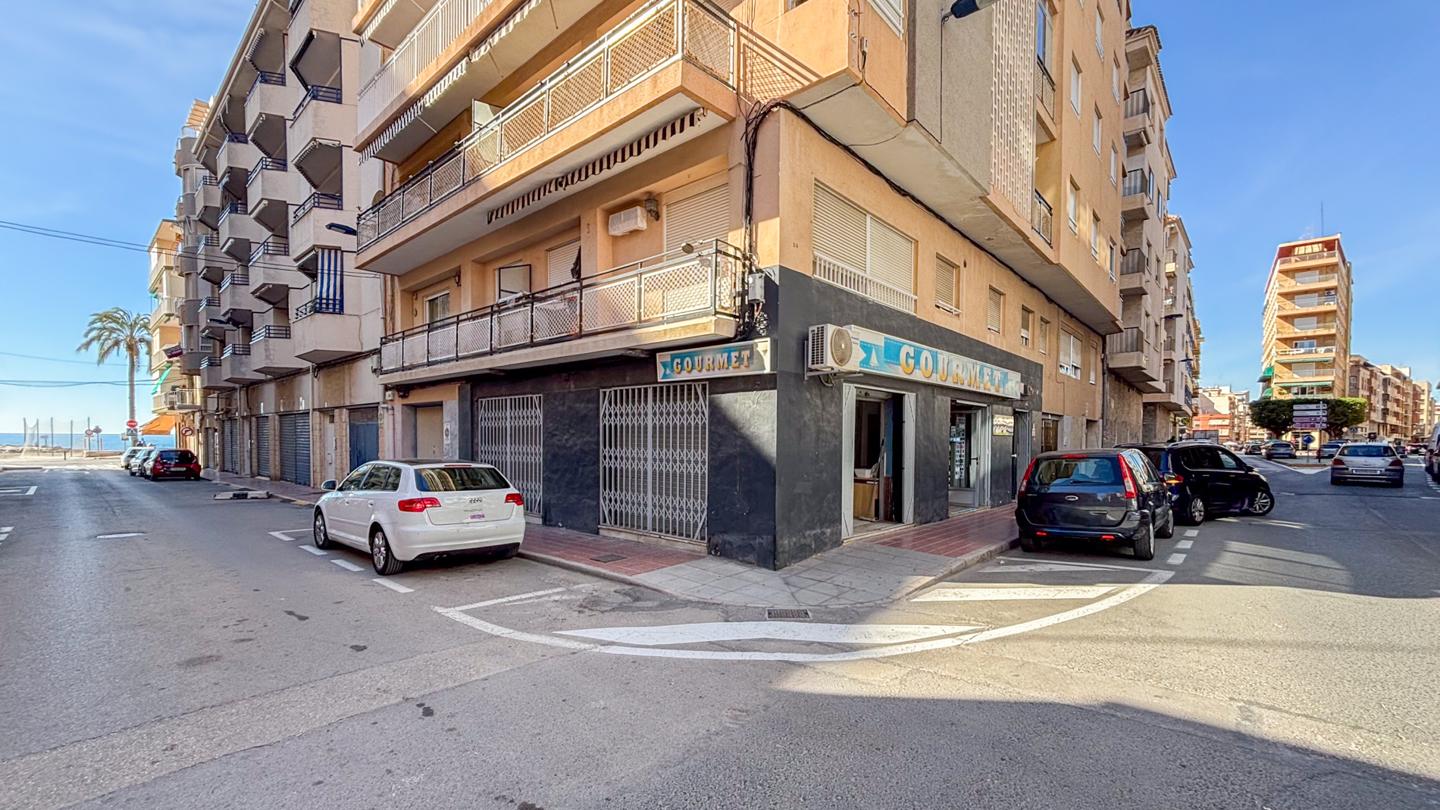 Lokalt till salu i Santa Pola, Centrum – Port – Öst – #3074