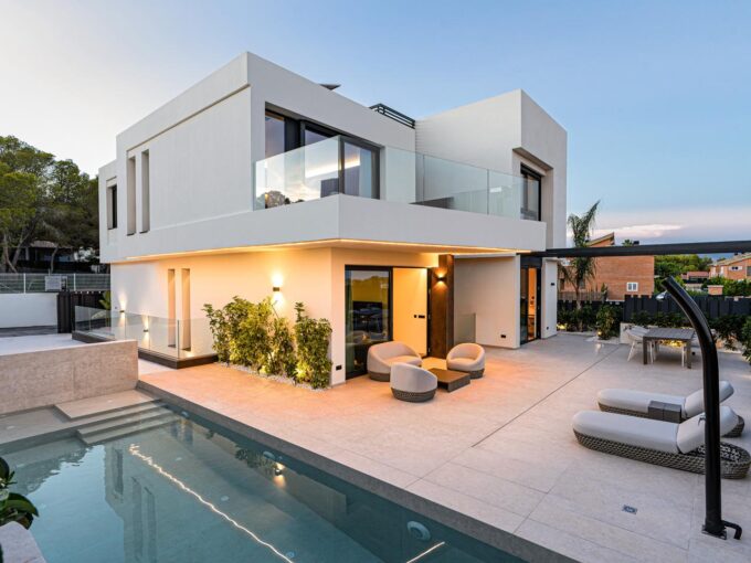 Villa for sale in La Nucia