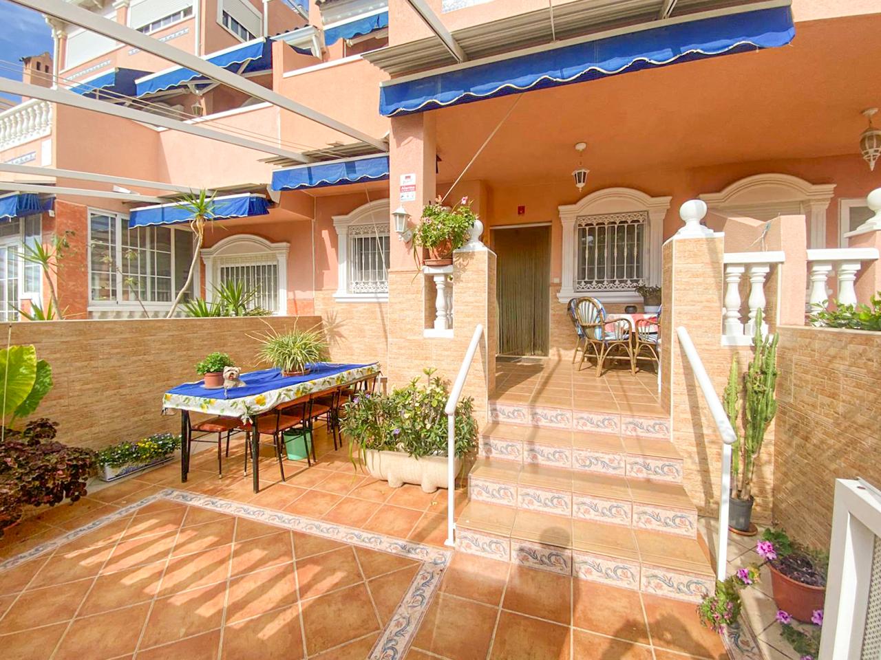 Chalet till salu i Santa Pola, Great Beach – #3120