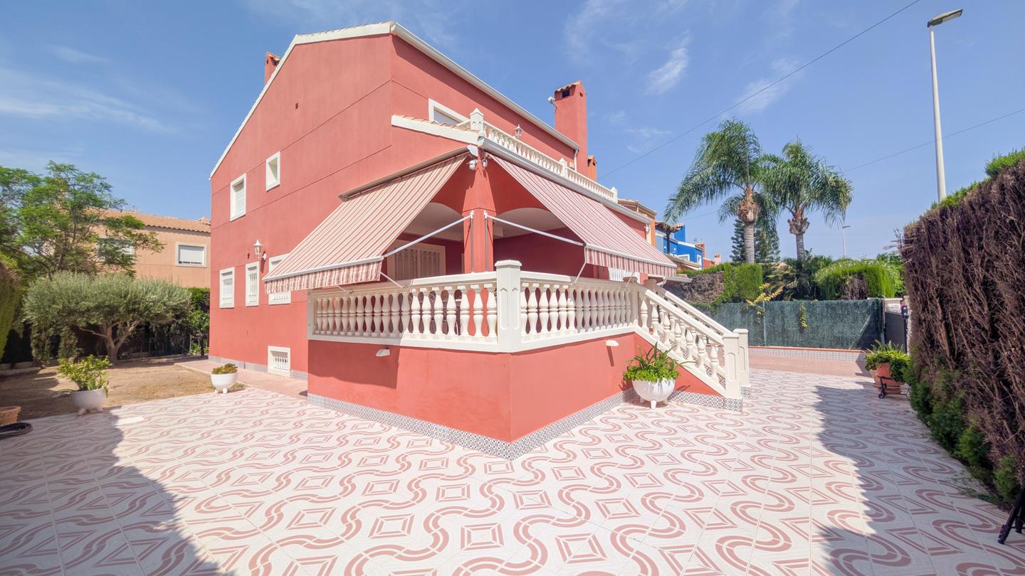 Chalet en venta en Elche, Valverde – Elche – #3169