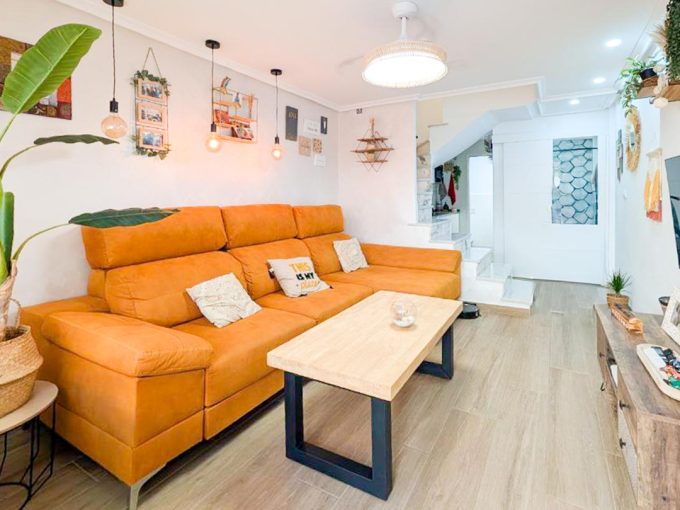 Bungalow for sale in Santa Pola