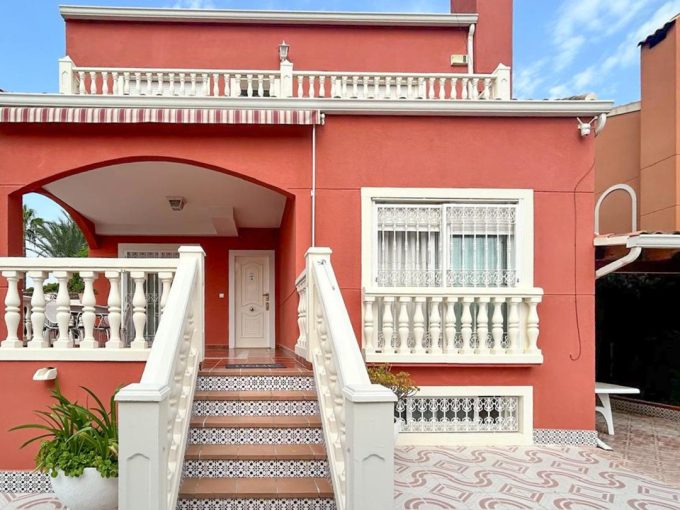 Chalet à vendre à Elche