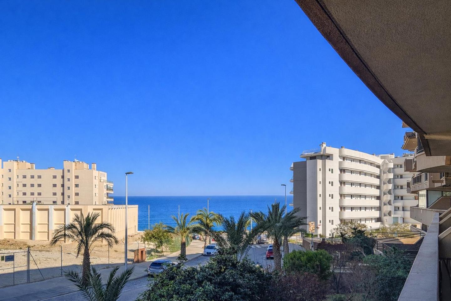 Piso en venta en Los Arenales del Sol, Arenales del Sol – #3247