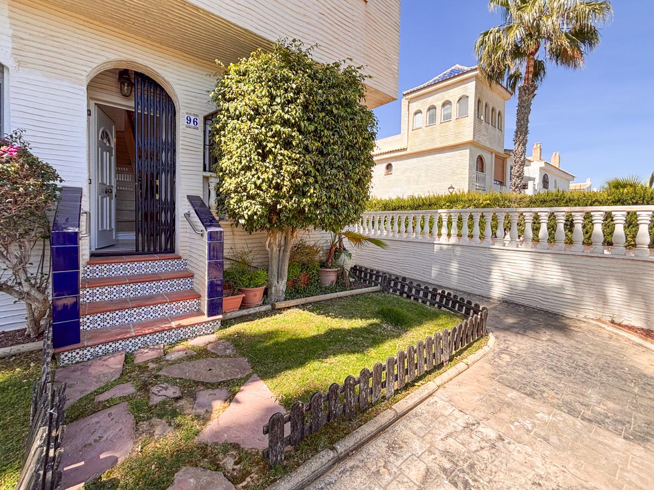 Villa for sale in Gran Alacant, Costa Hispania – #3268