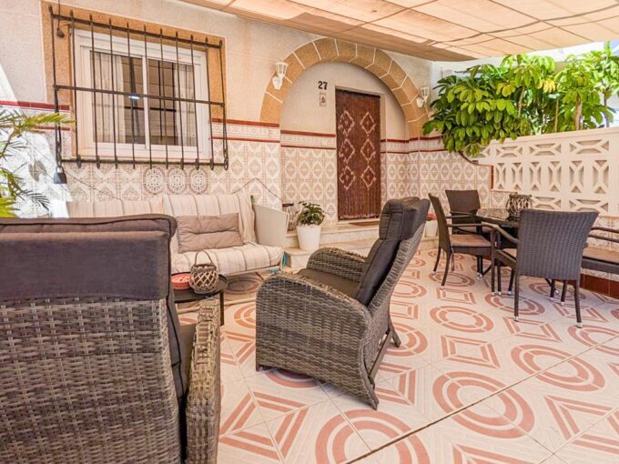 Chalet for sale in Santa Pola