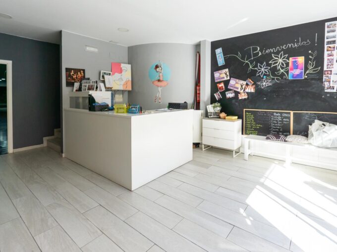 Local for sale in Santa Pola