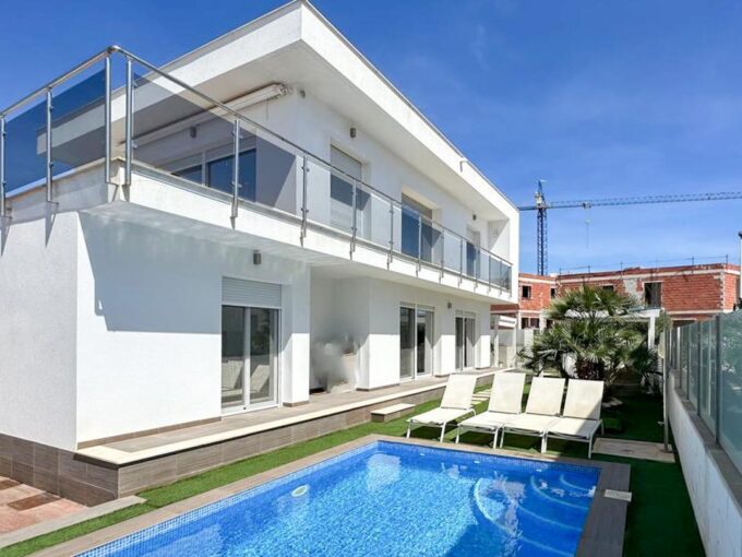 Villa for sale in Gran Alacant