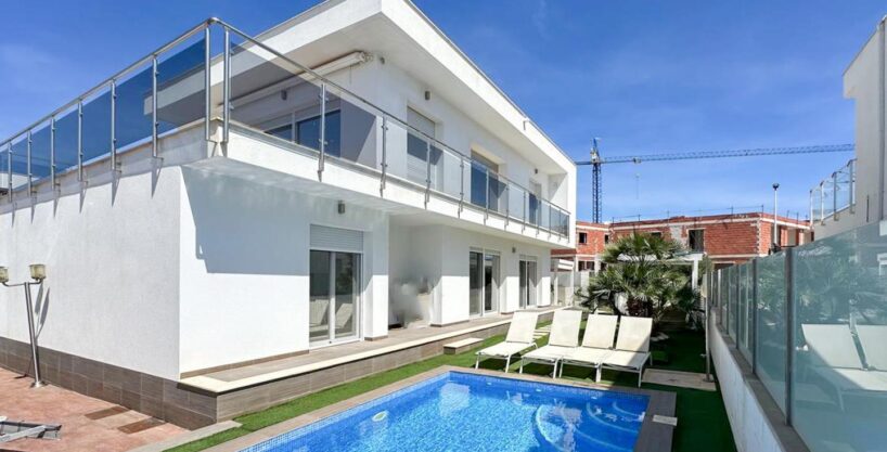 Villa till salu i Gran Alacant