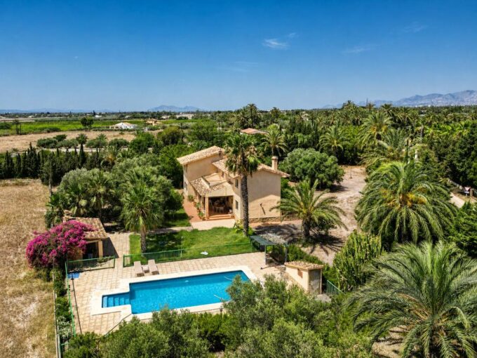Chalet en venta en Elche