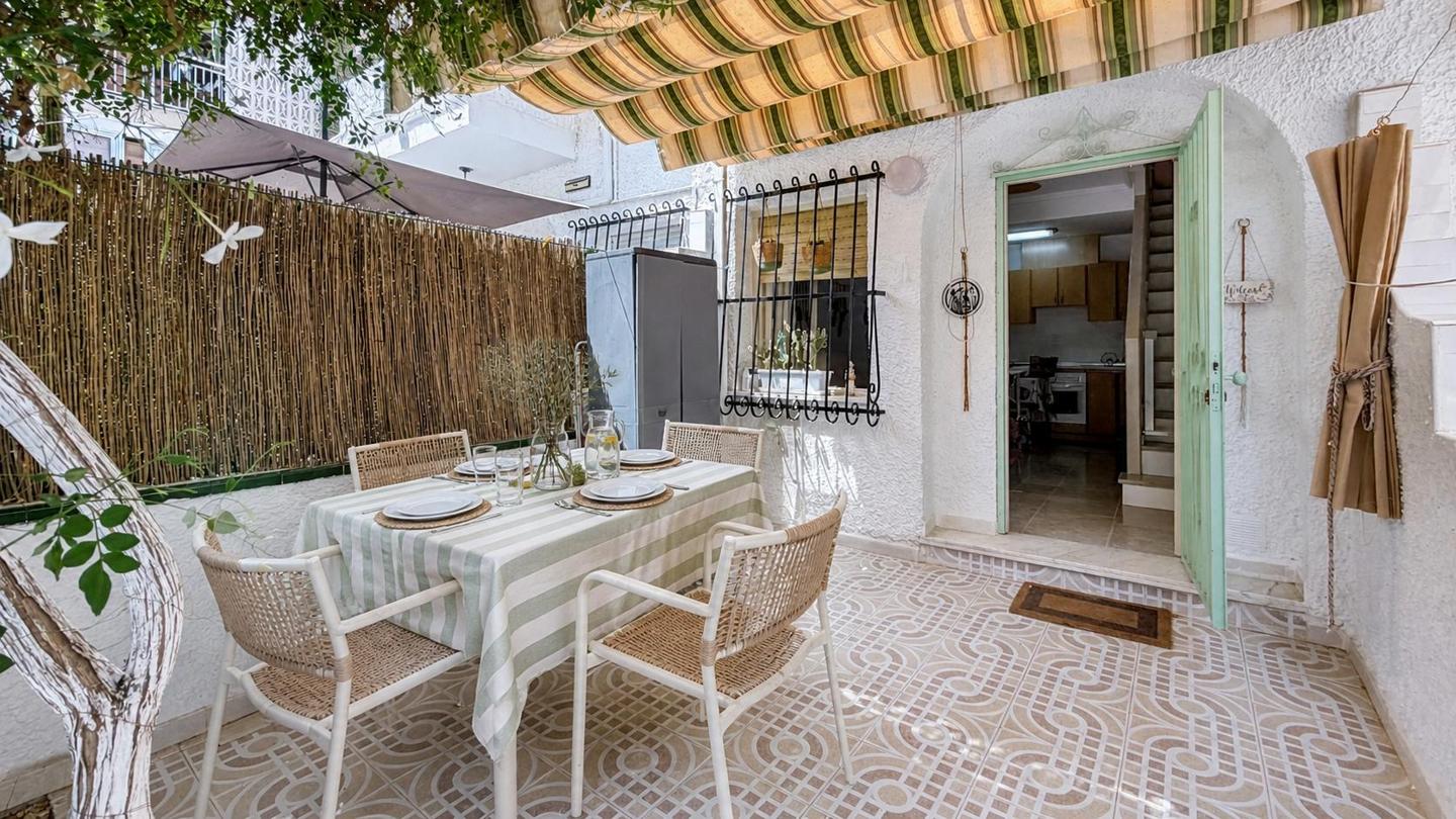 Bungalow à vendre à Santa Pola, Grande plage – #3322