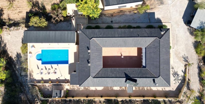 Chalet en venta en Hondon de las Nieves