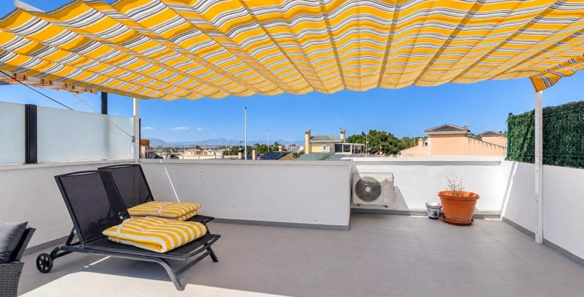 Semi-detached house for sale in Gran Alacant