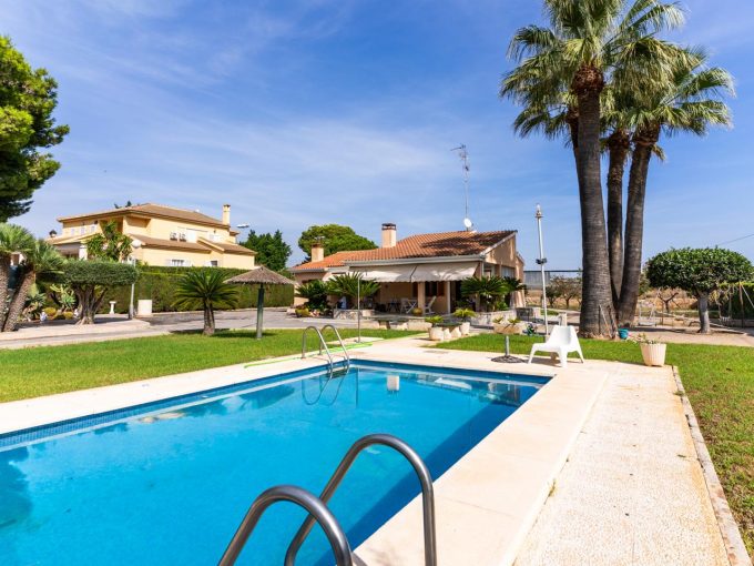 Chalet en venta en Santa Pola